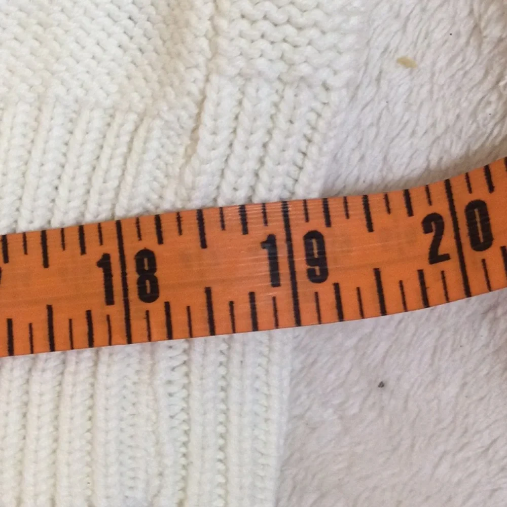 Eddie Bauer White 100% Cotton Knit Sweater with raise image of golfer - Picture 7 of 11